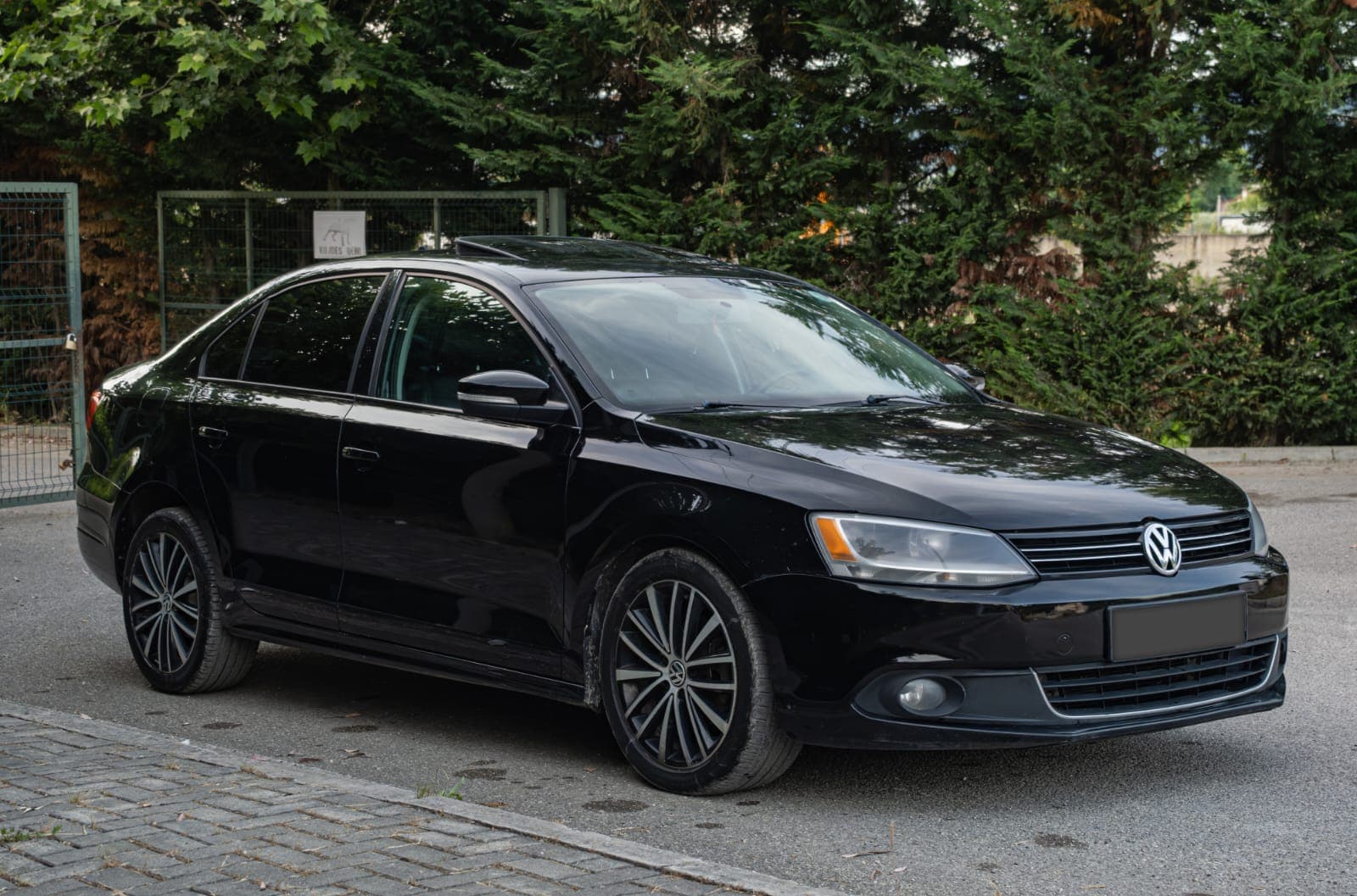 Volkswagen Jetta 2014 me qira në Tiranë — foto 3